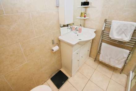 Latham Way, Spital, Image 20