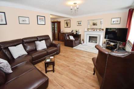 Latham Way, Spital, Image 3