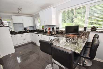 Latham Way, Spital, Image 4