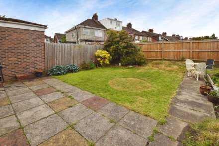 Rosefield Avenue, Bebington, Image 20