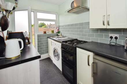 Rosefield Avenue, Bebington, Image 9