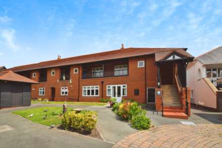 Osborne Court, Port Sunlight, Image 4