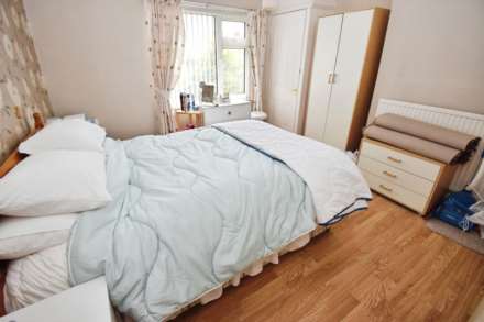 College Drive, Bebington, Image 13