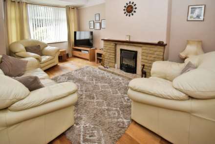 College Drive, Bebington, Image 2