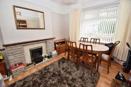 College Drive, Bebington, Image 3