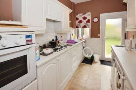 College Drive, Bebington, Image 8