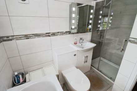 Mayfield Road, Bebington, Image 25