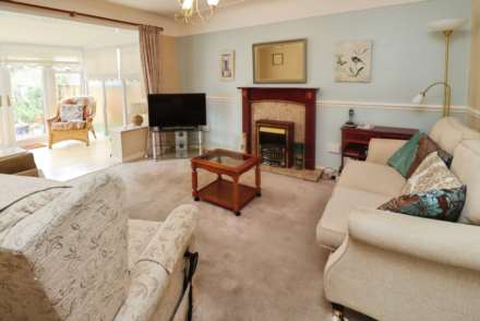 Waterfield Close, Higher Bebington, Image 2