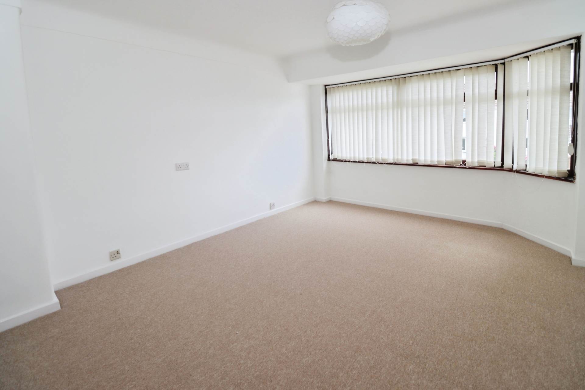 Mill Road, Higher Bebington, Image 17