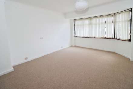 Mill Road, Higher Bebington, Image 17