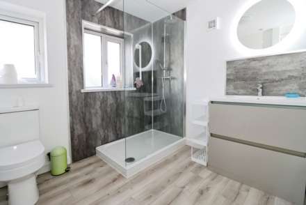 Mill Road, Higher Bebington, Image 3