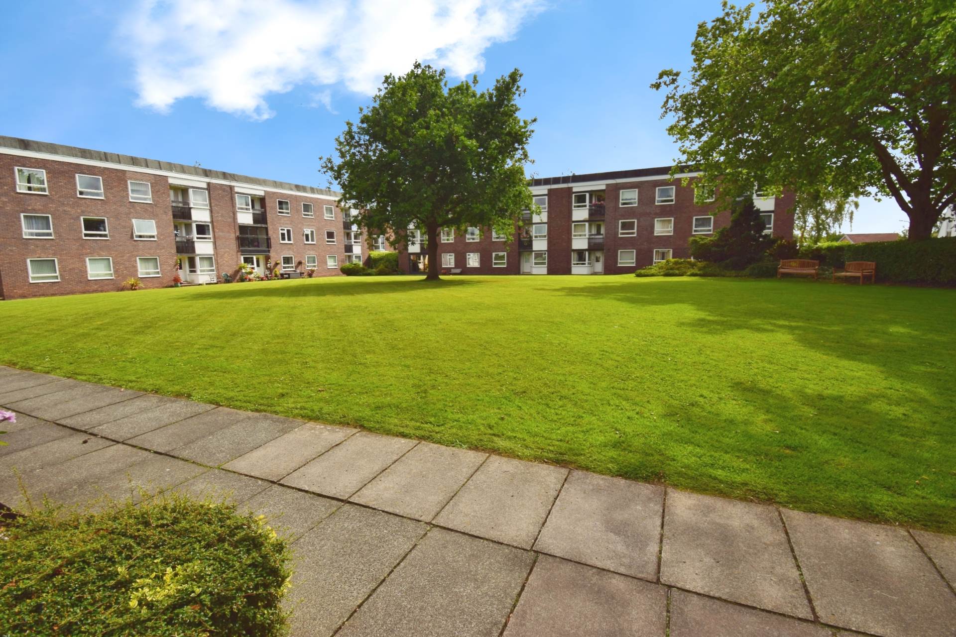 Lancelyn Court, Spital, Image 22