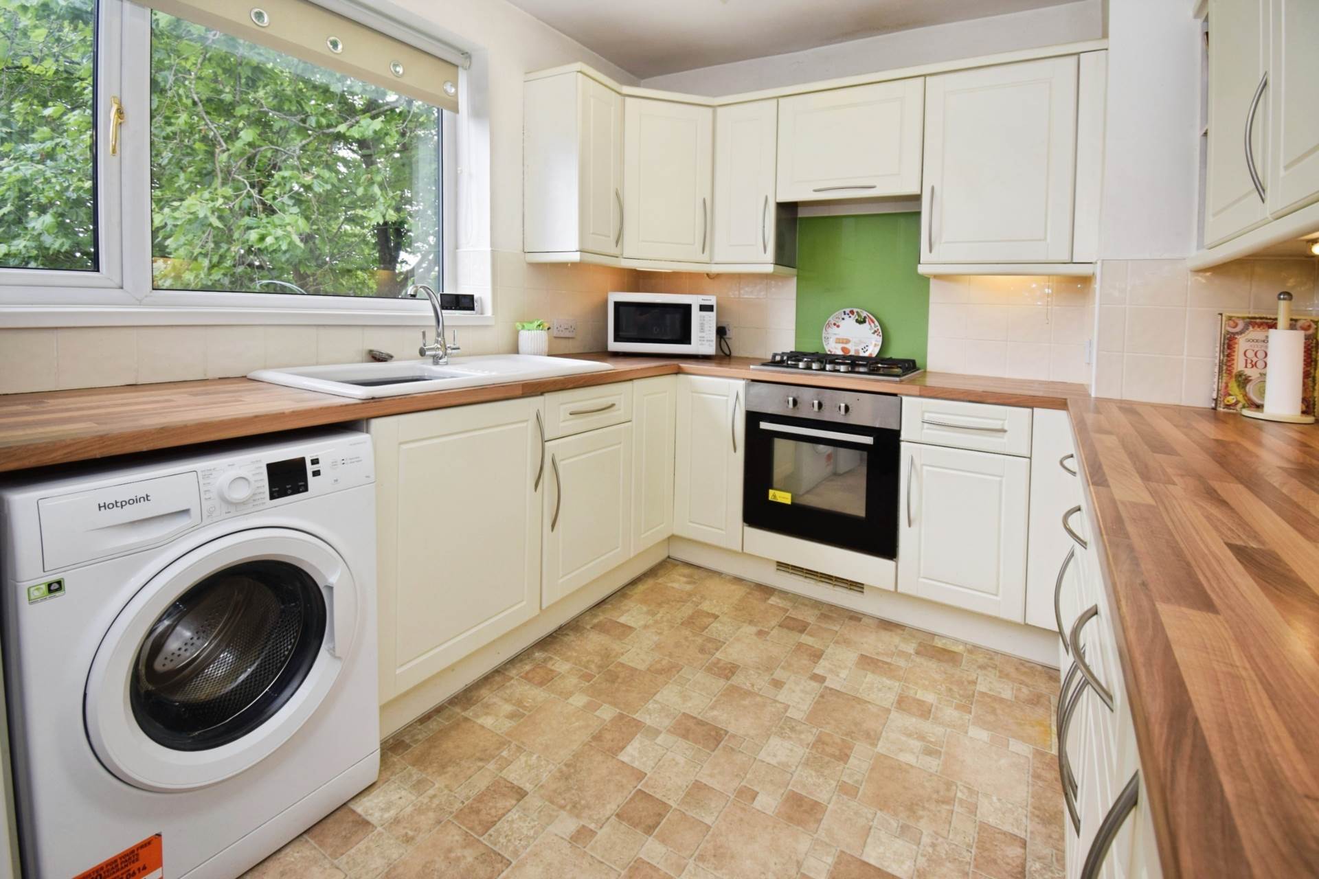 Lancelyn Court, Spital, Image 3