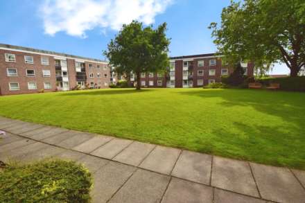 Lancelyn Court, Spital, Image 22