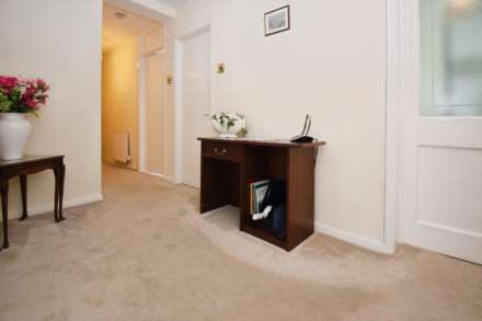 Lancelyn Court, Spital, Image 4