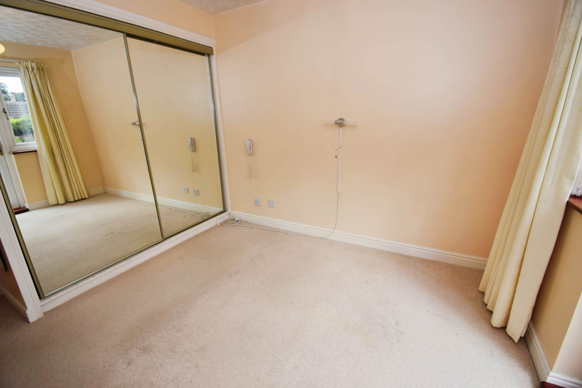 Curwell Close, Spital, Image 13