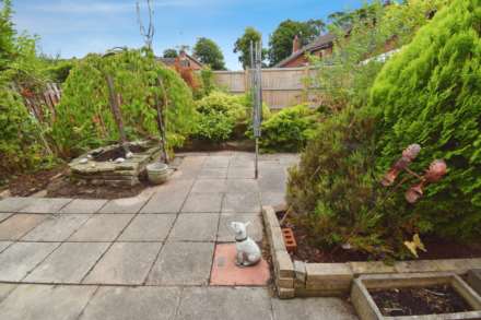 Curwell Close, Spital, Image 20