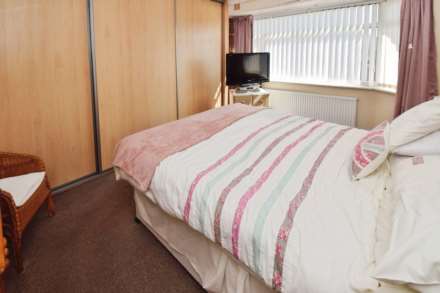 Sherwood Drive, Bebington, Image 13
