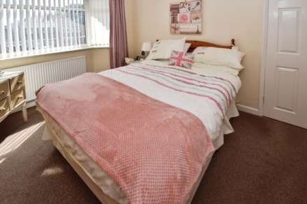 Sherwood Drive, Bebington, Image 14