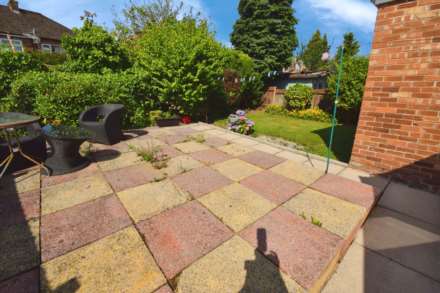 Sherwood Drive, Bebington, Image 19