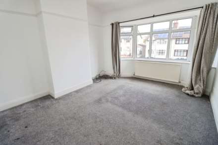 Heath Road, Bebington, Image 12