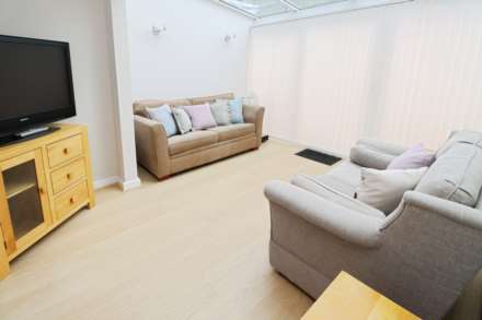 Town Lane, Bebington, Image 4