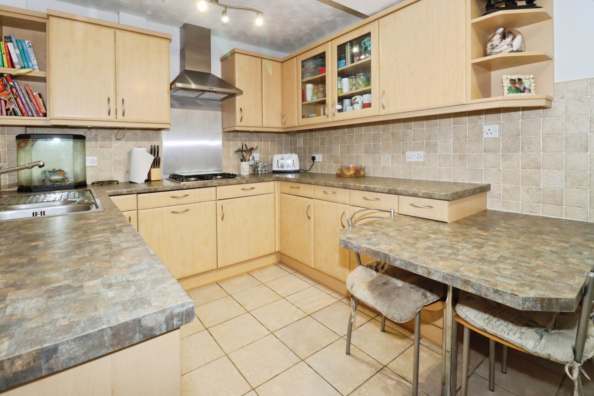 Hillwood Close, Spital, Image 11
