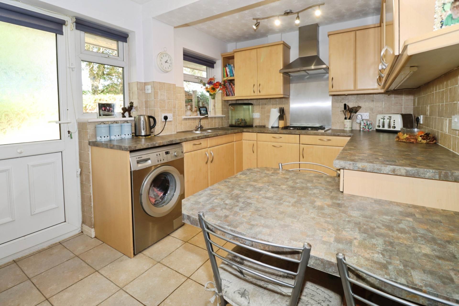 Hillwood Close, Spital, Image 3