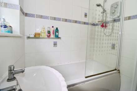 Hillwood Close, Spital, Image 20