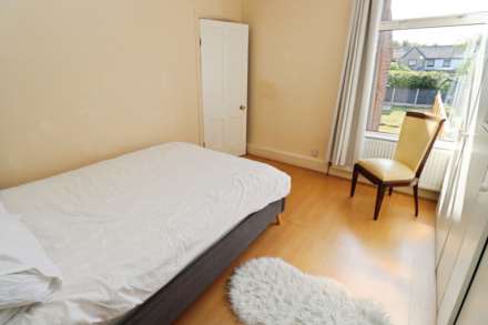 Trafalgar Drive, Bebington, Image 15