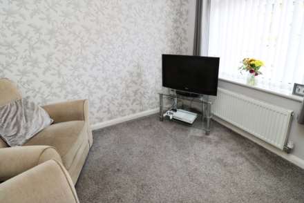 Malpas Drive, Bebington, Image 10
