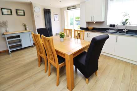 Malpas Drive, Bebington, Image 13