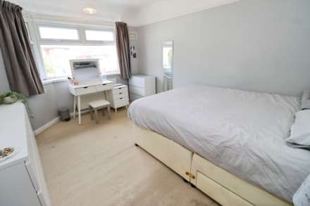 Malpas Drive, Bebington, Image 18