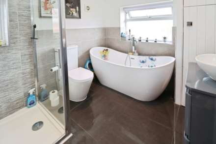 Brimstage Road, Bebington, Image 19