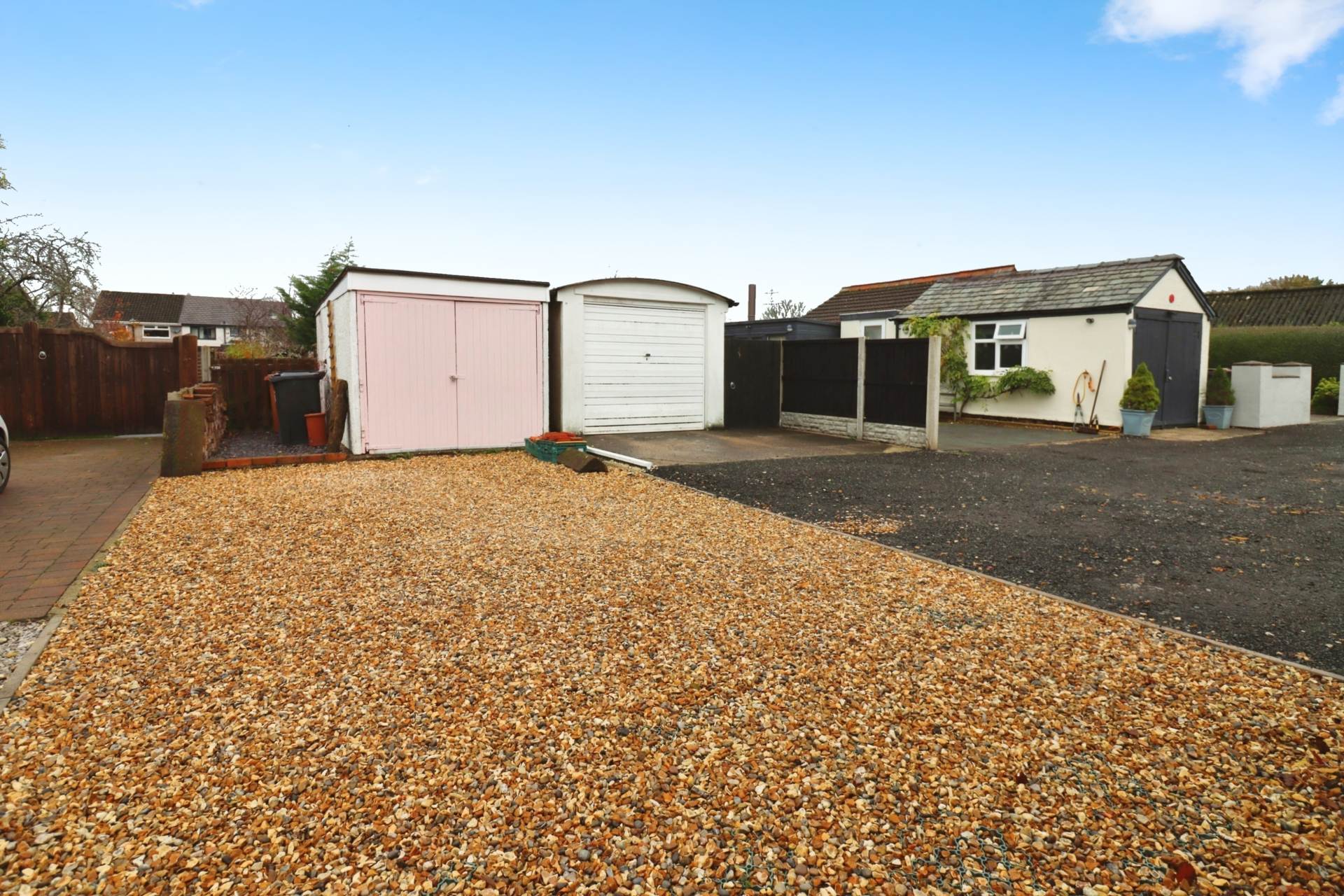 Eastham Rake, Bromborough, Image 13