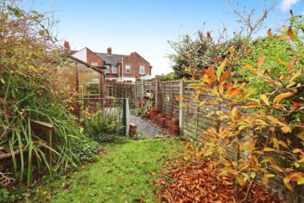 Eastham Rake, Bromborough, Image 14