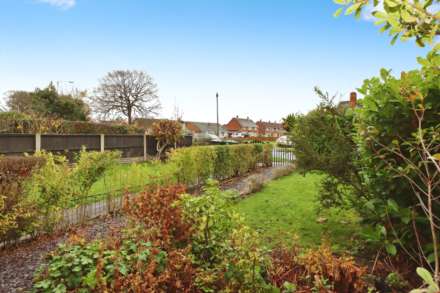 Eastham Rake, Bromborough, Image 17