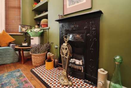 Eastham Rake, Bromborough, Image 25