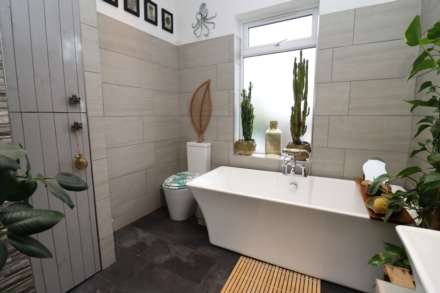 Eastham Rake, Bromborough, Image 31