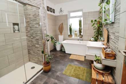 Eastham Rake, Bromborough, Image 36