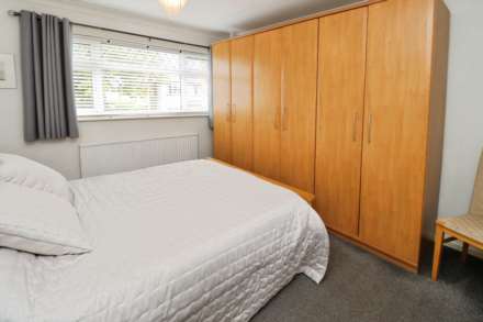 Woodfield Road, Bebington, Image 16