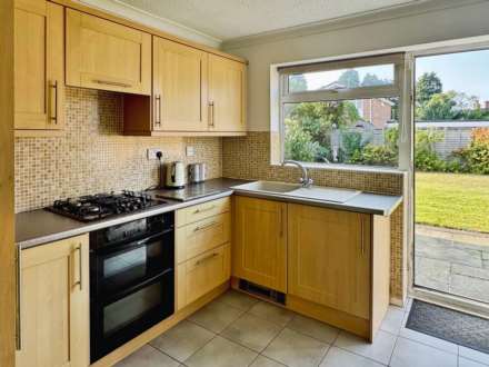 Woodfield Road, Bebington, Image 4