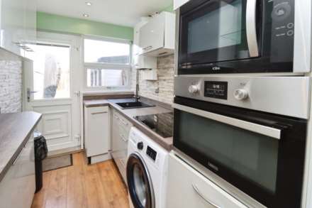 Rosefield Avenue, Bebington, Image 11