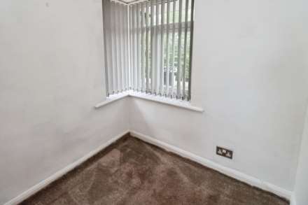 Rosefield Avenue, Bebington, Image 16