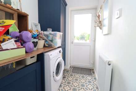 Carlton Close, Parkgate, Image 17