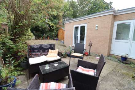 Carlton Close, Parkgate, Image 27