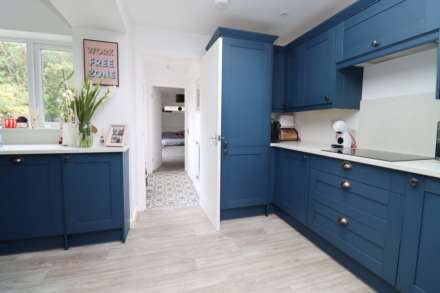 Carlton Close, Parkgate, Image 6