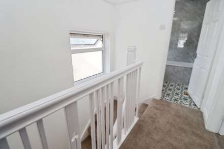 Lynton Drive, Bebington, Image 18