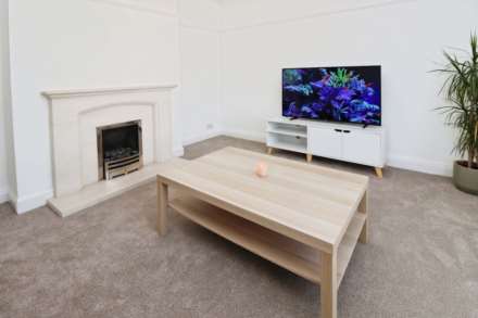 Lynton Drive, Bebington, Image 8