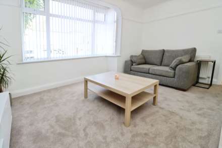 Lynton Drive, Bebington, Image 9